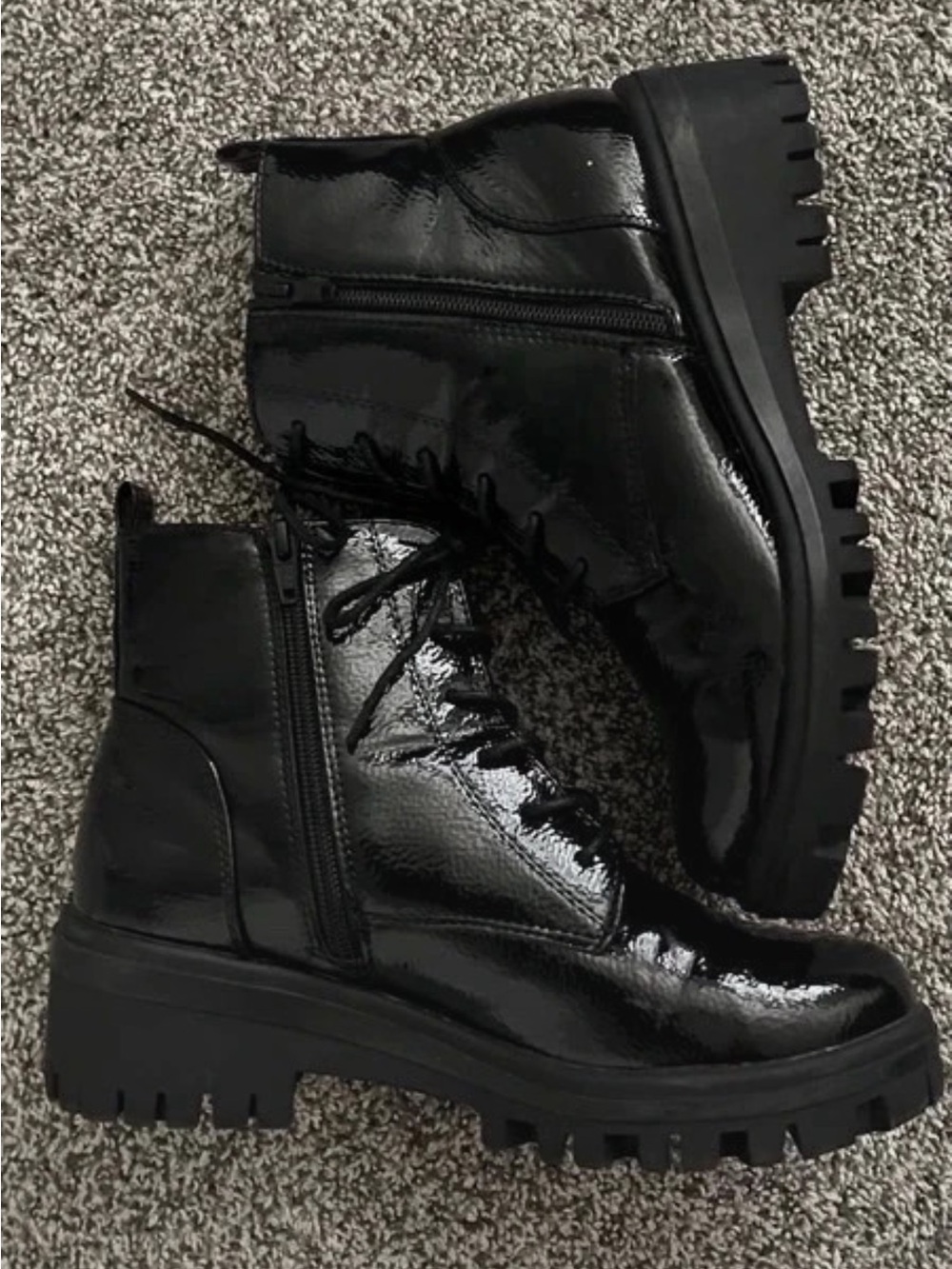 Womens size 7 black patent boots